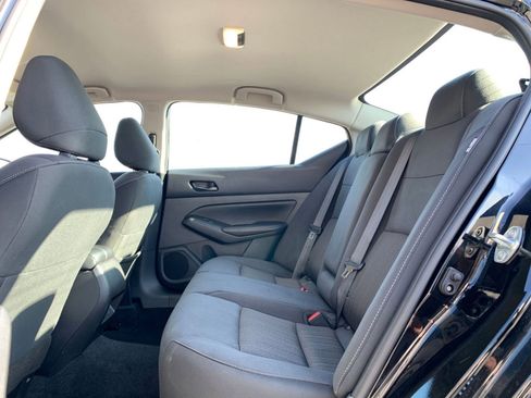 Used 2025 Nissan Altima 2.5 SV image 27