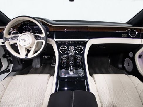 Used 2020 Bentley Continental GT V8 First Edition image 24