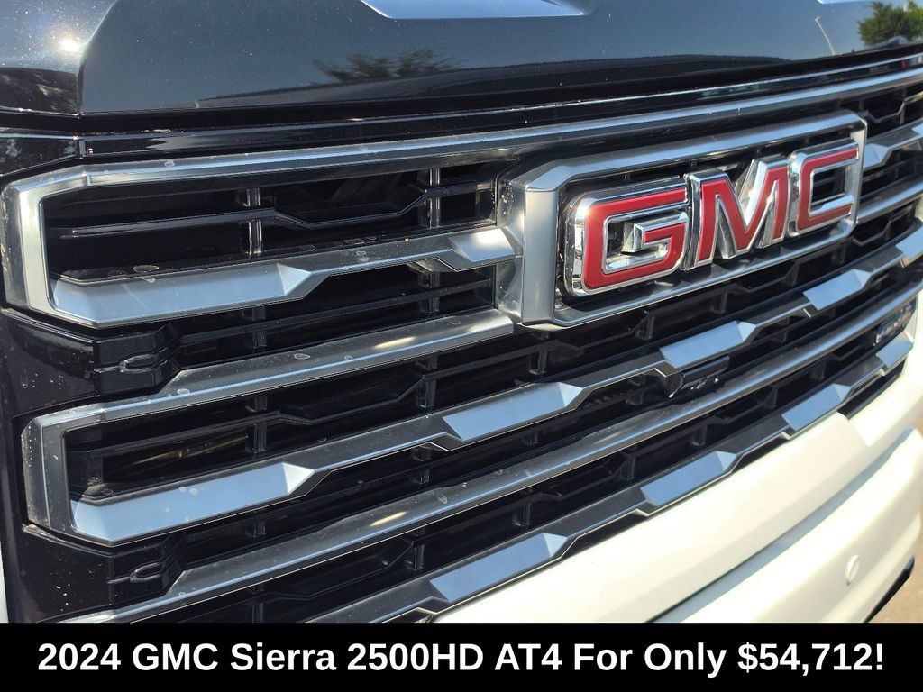 Used 2024 GMC Sierra 2500 AT4 w/ AT4 Preferred Package AWD/4WD image 2