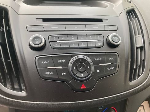 Used 2018 Ford Escape SE image 23