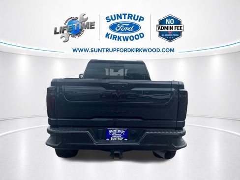 Used 2024 GMC Sierra 2500 Denali Ultimate w/ Max Trailering Package AWD/4WD image 4