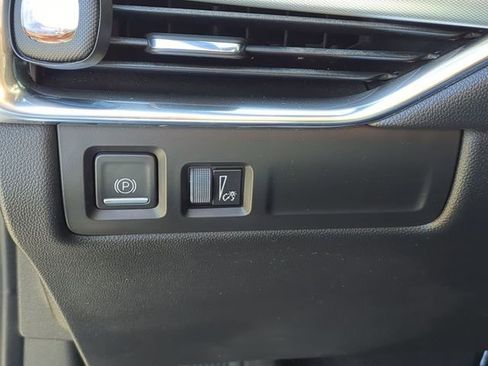 Used 2019 Cadillac XT4 Premium Luxury image 20