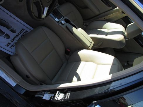 Used 2014 Mercedes-Benz C 300 4MATIC Sedan image 14