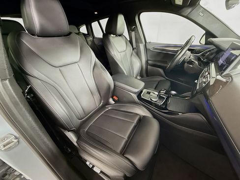 Used 2022 BMW X4 M40i w/ Parking Assistance Package image 29