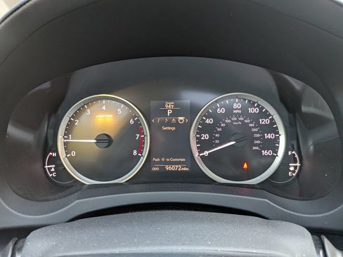 Used 2015 Lexus IS 250 RWD image 12