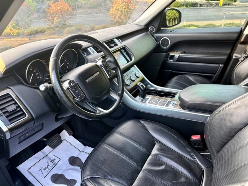 Used 2016 Land Rover Range Rover Sport HSE AWD/4WD image 9