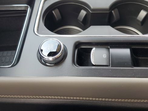 New 2026 Lincoln Corsair Reserve image 24