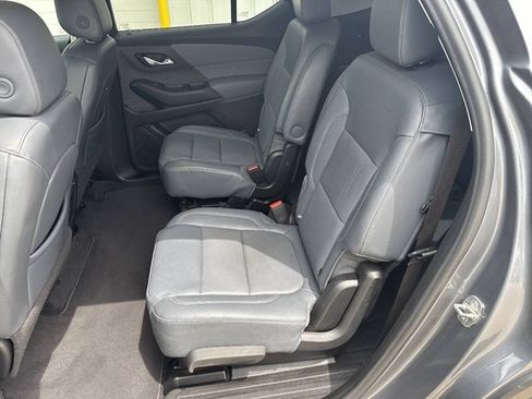 Used 2021 Chevrolet Traverse LT AWD/4WD image 10
