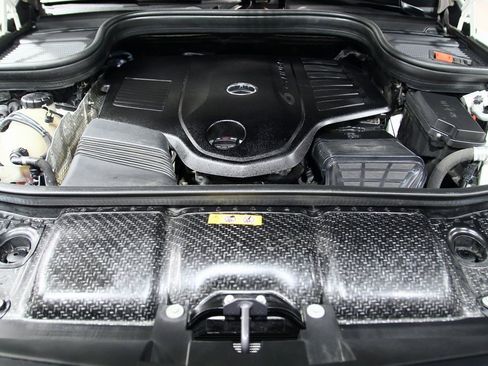 Used 2023 Mercedes-Benz GLS 450 4MATIC image 31