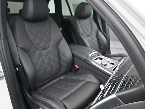 New 2026 BMW X5 xDrive40i w/ Parking Assistance Package image 24