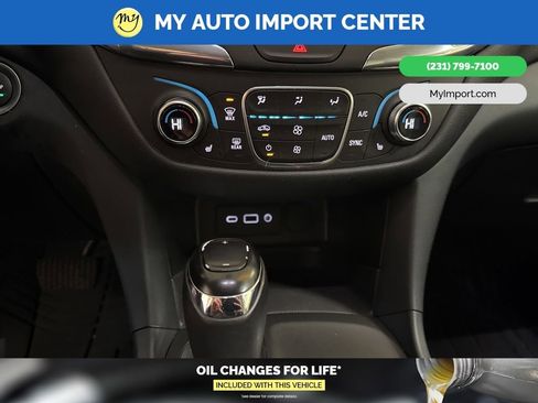 Used 2019 Chevrolet Equinox LT image 22