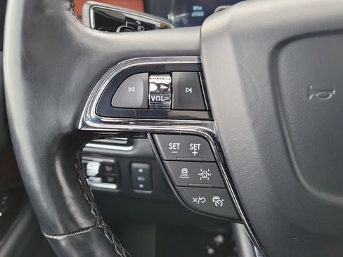 Used 2023 Lincoln Navigator Reserve AWD/4WD image 13