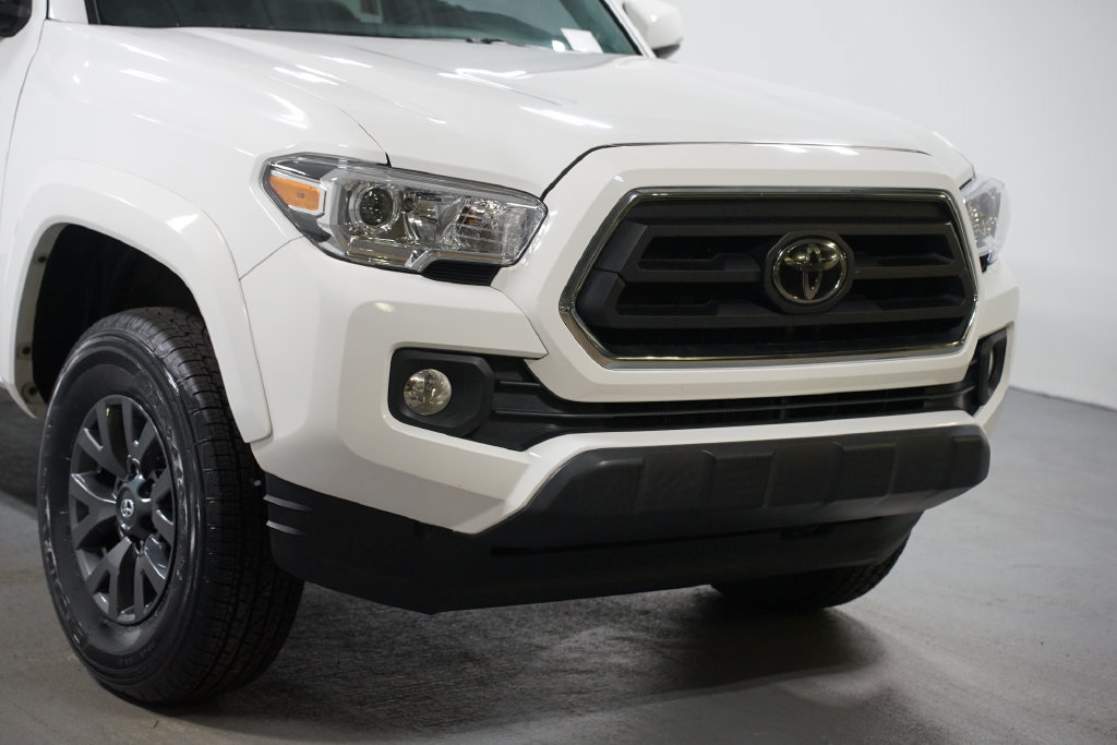 Certified 2023 Toyota Tacoma SR5 w/ Technology Package RWD image 4