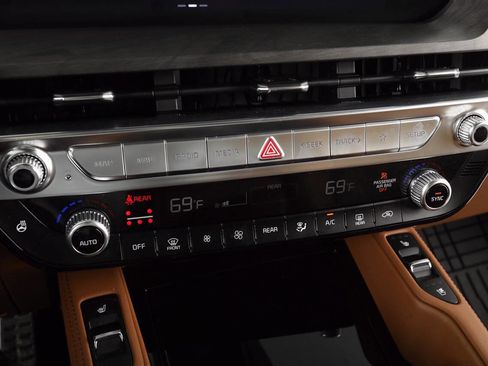 Used 2023 Kia Telluride SX Prestige X-Line image 26