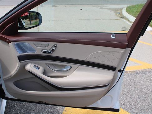 Used 2018 Mercedes-Benz S 560 4MATIC Sedan image 95