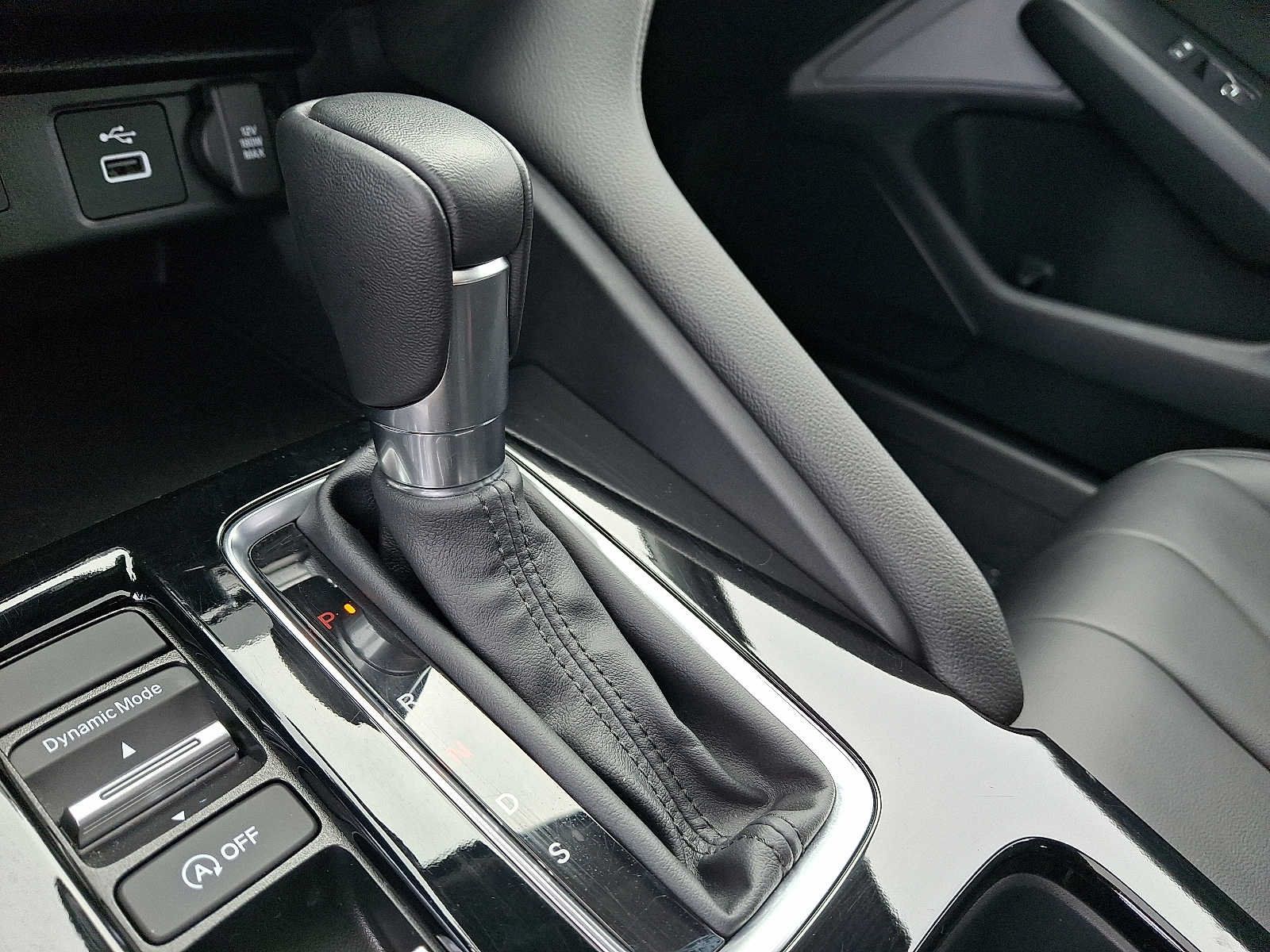 Used 2025 Acura Integra FWD image 15