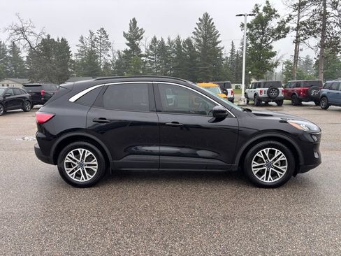Used 2021 Ford Escape SEL w/ Technology Package FWD image 2