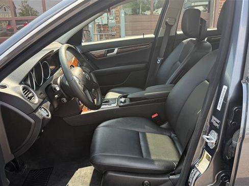 Used 2013 Mercedes-Benz C 300 Luxury 4MATIC Sedan image 28