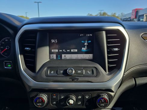 Used 2017 GMC Acadia SLE w/ Driver Alert Package I image 26