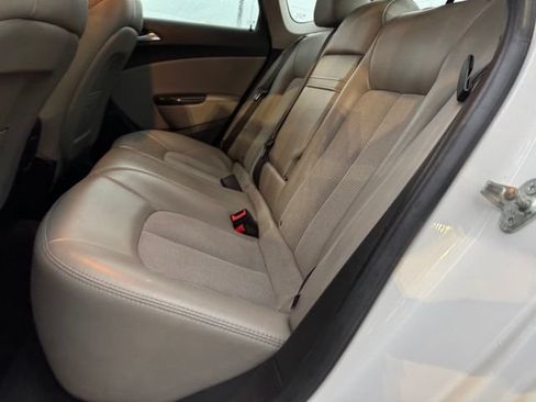 Used 2014 Buick Verano FWD image 8