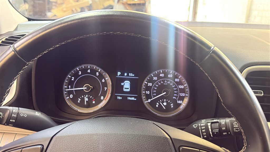 Used 2022 Hyundai Venue SEL w/ Cargo Package FWD image 17