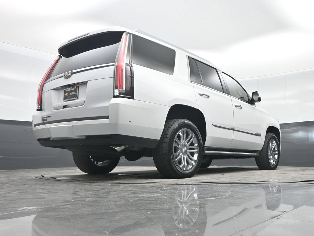Used 2019 Cadillac Escalade 2WD image 30