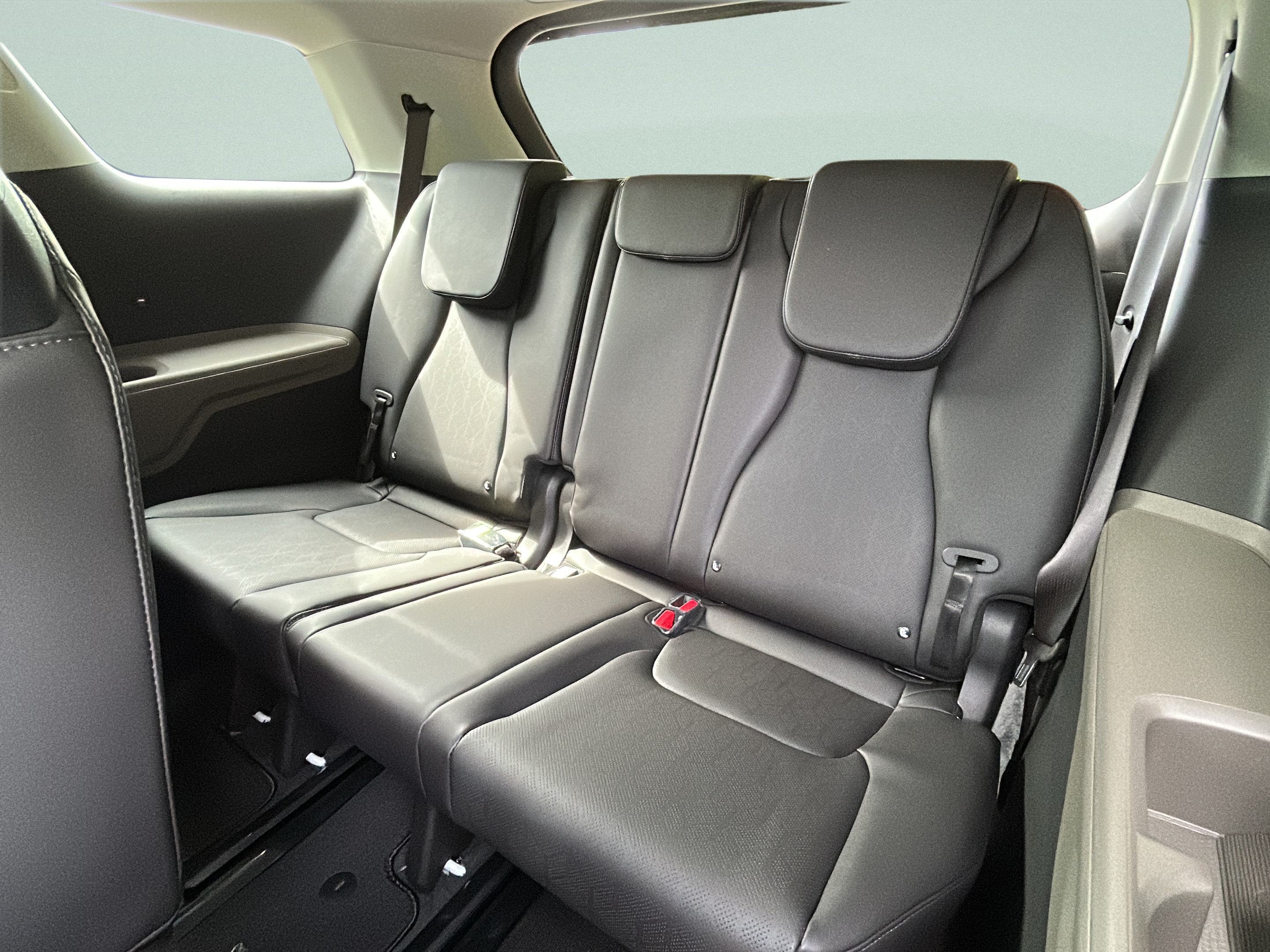 New 2027 Kia Carnival FWD image 15
