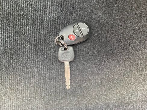 Used 2016 Toyota Tundra Limited image 20