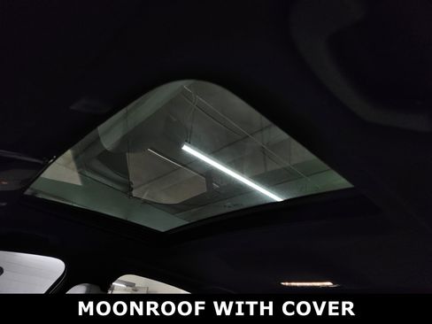 Used 2018 BMW 530e xDrive image 16