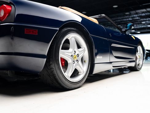 Used 1998 Ferrari F355 Spider RWD image 74