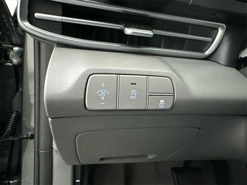 New 2026 Hyundai Elantra SE image 29