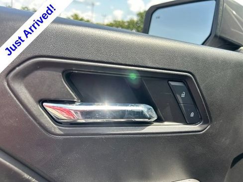 Used 2024 Chevrolet Colorado LT w/ LT Convenience Package II RWD image 12