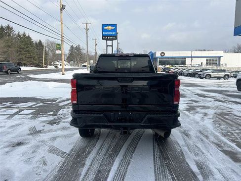 Used 2024 Chevrolet Silverado 2500 High Country w/ Midnight Edition image 4