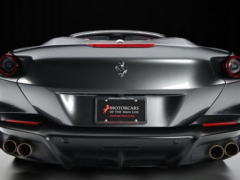Used 2022 Ferrari Portofino M RWD image 27