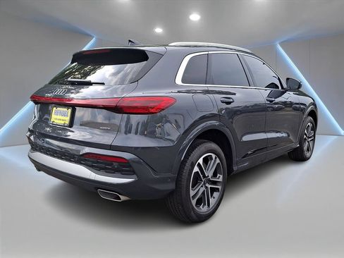 Used 2025 Audi Q5 Premium w/ Convenience Package AWD/4WD image 4