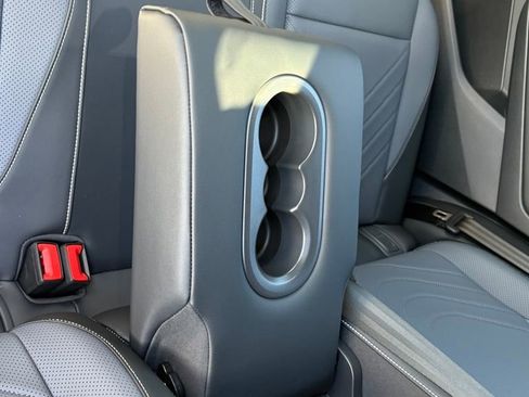 New 2026 Volkswagen Tiguan SE R-Line image 12