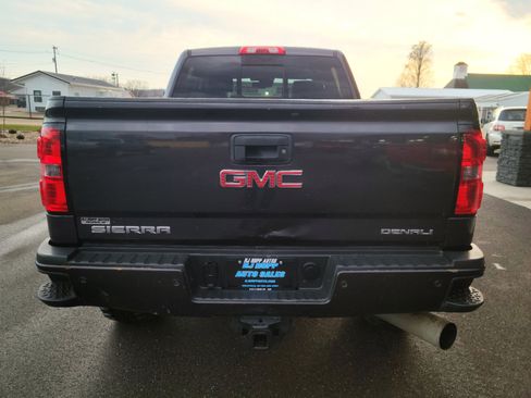 Used 2015 GMC Sierra 2500 Denali w/ Duramax Plus Package image 5