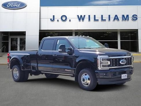 New 2026 Ford F350 Platinum AWD/4WD image 1
