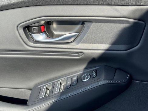 Certified 2025 Honda Accord Sport image 24