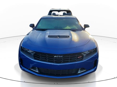 Used 2022 Chevrolet Camaro LT w/ RS Package RWD image 2