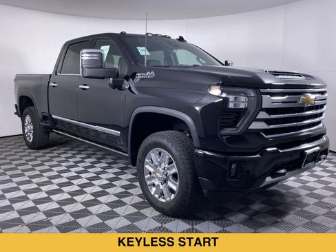 Certified 2024 Chevrolet Silverado 2500 High Country w/ High Country Premium Package AWD/4WD image 44