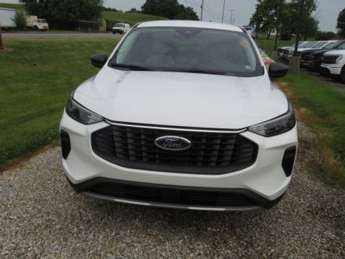 New 2025 Ford Escape Active image 11