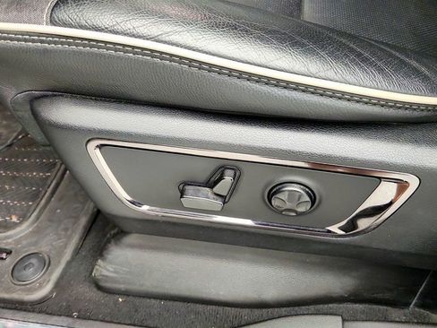 Used 2025 RAM 1500 Limited w/ Trailer Tow Group AWD/4WD image 12