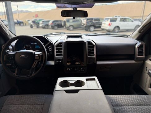 Used 2015 Ford F150 XLT image 18