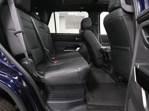 Certified 2025 Toyota Sequoia Limited w/ Tow Technology Package AWD/4WD image 27
