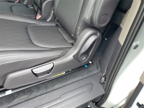 New 2026 Kia Carnival EX image 26