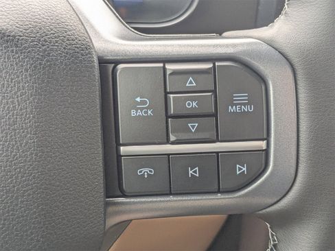 New 2026 Ford F250 Lariat w/ Black Appearance Package image 27