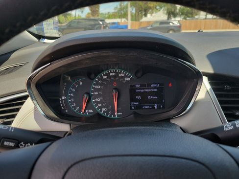 Used 2020 Chevrolet Trax Premier FWD image 28