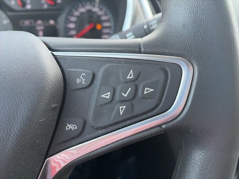 Used 2018 Chevrolet Equinox LS image 15