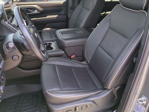 Certified 2022 Chevrolet Tahoe Premier w/ Premium Package AWD/4WD image 20